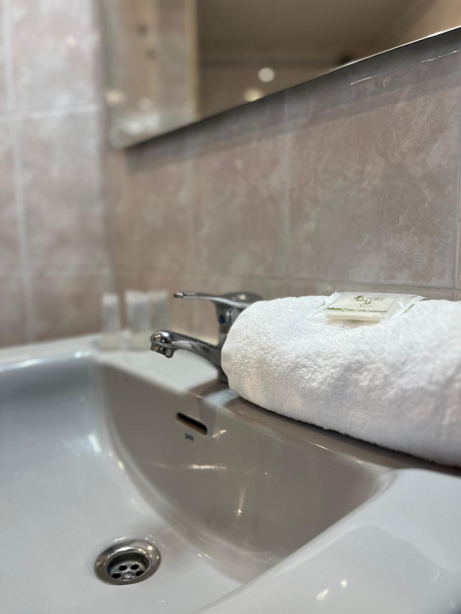 630A Apto Moderno Y Equipado Οβιέδο Εξωτερικό φωτογραφία